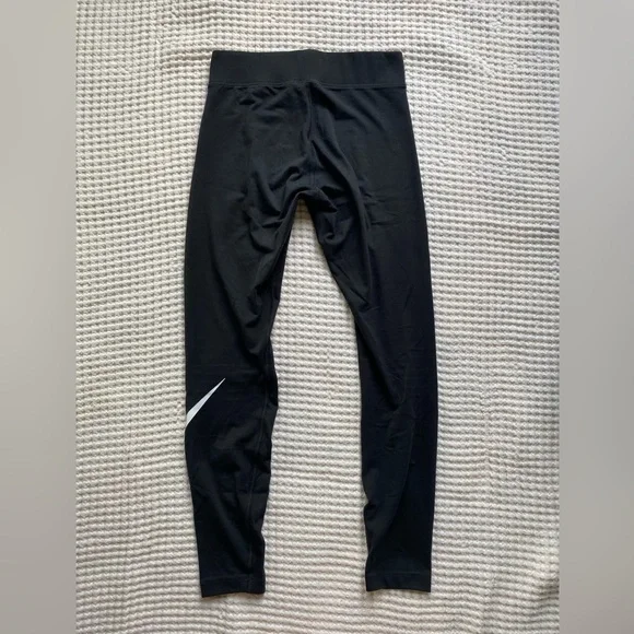 Nike Leggings - Picture 2 of 4